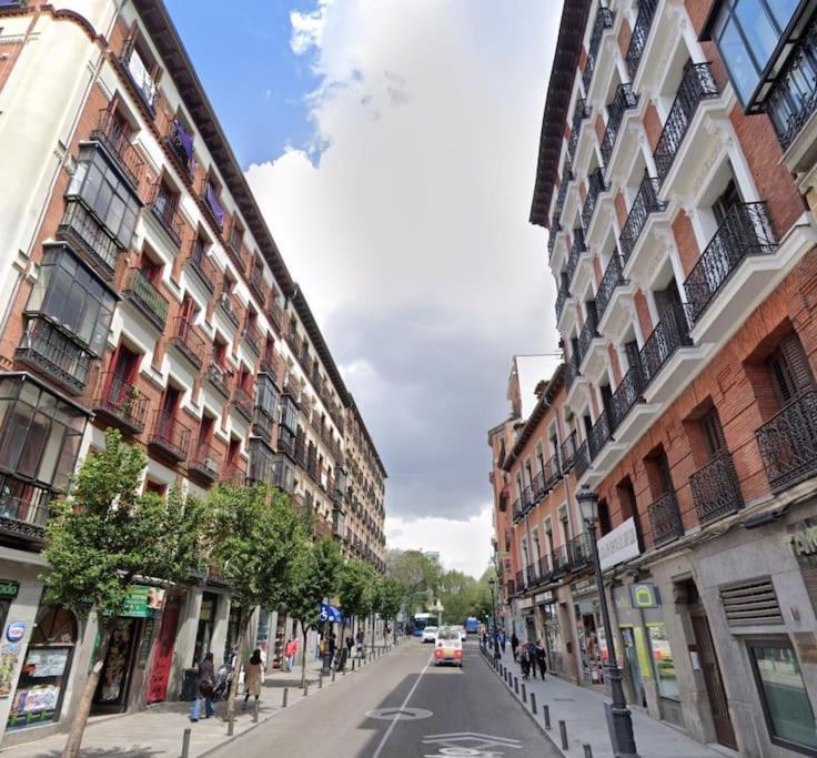 Moderno Apartamento En Pleno Centro Madrid Exterior foto