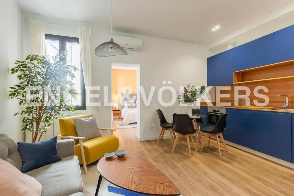 Moderno Apartamento En Pleno Centro Madrid Exterior foto